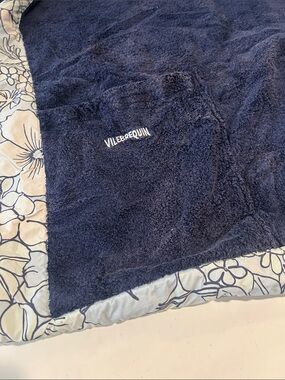 Vilebrequin Navy Beach Towel with Floral Trim